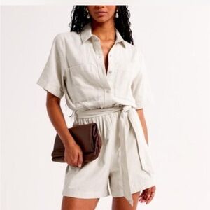 Abercrombie & Fitch NWT romper size XS
